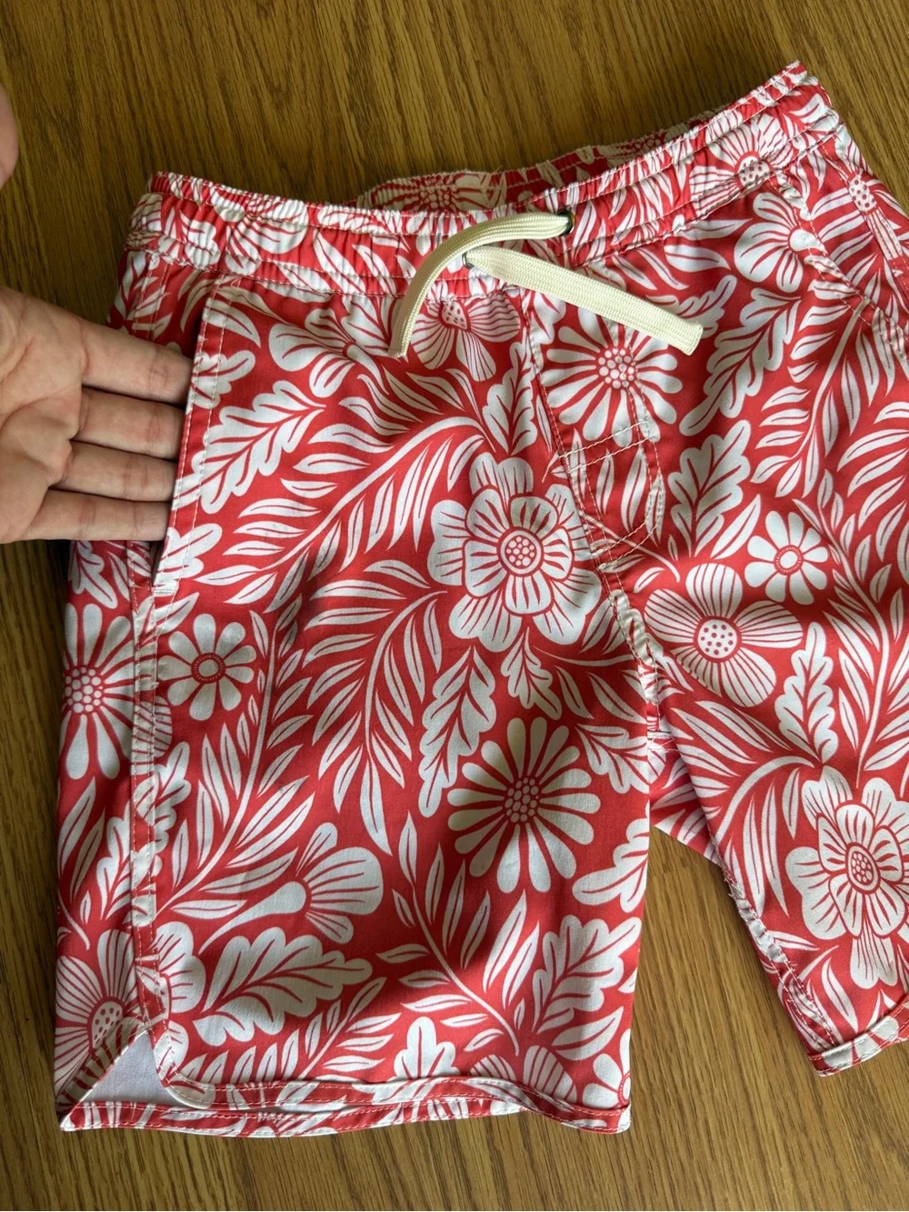 🟢3/$15 🌺 Fair Harbor Boys Size S Soft Floral Swim Shorts | Red White Hawaiian Pr